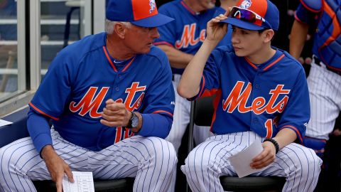Terry Collins, piloto de los Mets, busca romper la racha de temporadas perdedoras.