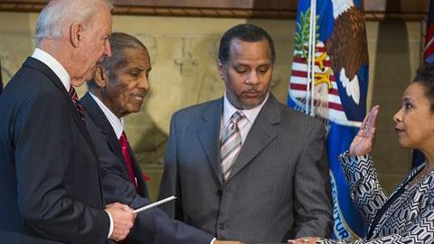 Loretta Lynch, la primera procuradora afroamericana de EEUU.