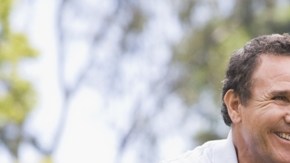 El ejercicio, la buena alimentación y el pensar positivo ayuda  a controlar el estrés durante la tercera edad.