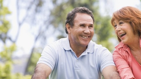 El ejercicio, la buena alimentación y el pensar positivo ayuda  a controlar el estrés durante la tercera edad.