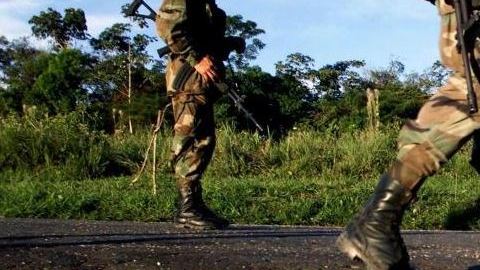 El reporta implica a contratistas militares de EEUU.