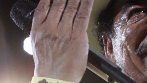 Un nuevo tratamiento le permitirá a Joan Sebastian seguir luchando contra el cáncer.