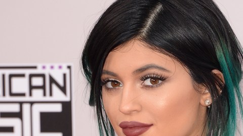 Muchas son las personas que desearían tener los labios de Kylie Jenner.