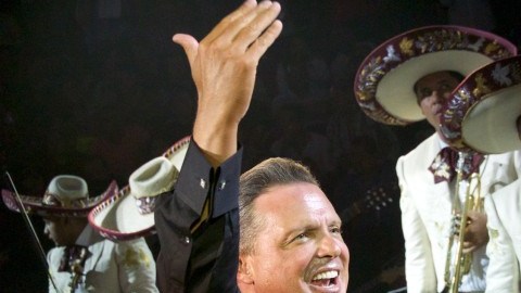 Luis Miguel vuelve a los escándalos tras las indiscreciones de un exempleado.