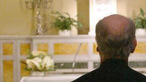 La Curia de Taranto ya separó a uno de sus curas de sus funciones