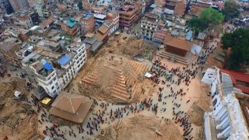 Nepal cuenta a sus muertos, tras sismo.
