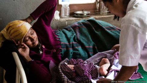 La madre fue hallada por casualidad por una clínica móvil japonesa.