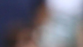 Adrian Gonzalez anota la carrera de los Dodgers y es felicitado en home por  Alex Guerrero.