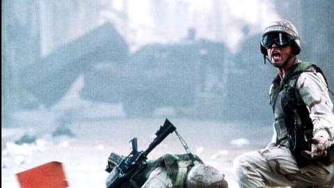 Una escena de 'Black Hawk Down' es una de las muchas películas clásicas de guerra.