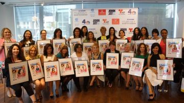 El grupo de 26 latinas premiadas como Mujeres Destacadas 2015.