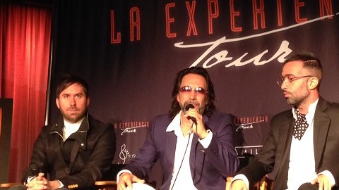 De izq. a der., Pablo Hurtado, Marco Antonio Solís y Mario Domm anuncian nueva gira y comparten experiencias profesionales en Los Ángeles.