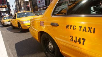 Taxis amarillos clásicos de NYC.