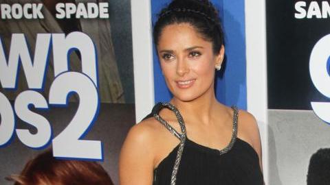 Salma cree que recurrir a una cirugía plástica implica un gran riesgo.
