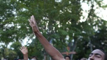 charleston-1_655x438