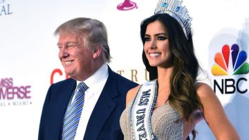 Donald Trump con la última Miss Universo, la colombiana Paulina Vega.