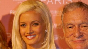 Holly Madison, Hugh Hefner y Kendra Wilkinson.