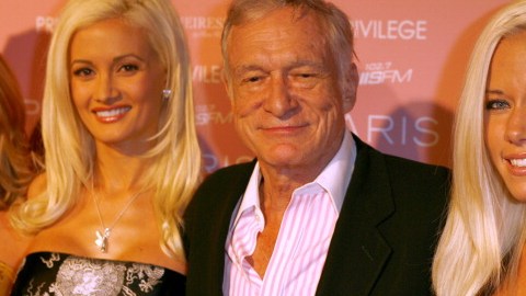 Holly Madison, Hugh Hefner y Kendra Wilkinson.
