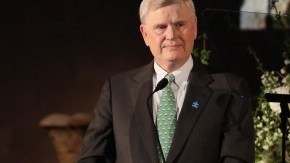 El presidente de Univision, Randy Falco, envió mensaje a sus empleados sobre lo sucedido con Donald Trump.