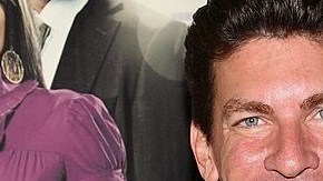 Sebastián Ligarde critica a Televisa por su política hacia la homosexualidad de sus empleados.