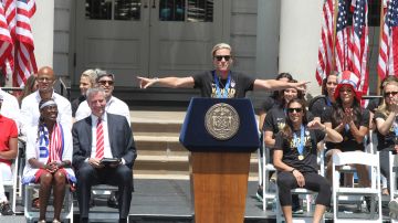 07-10-2015_10_CityHall_Ceremony_USA
