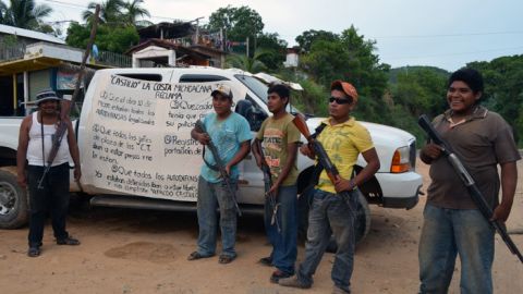 Autodefensas-Michoacan