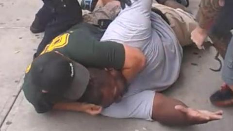 Eric Garner murió cuando un policía le aplicó una llave de estrangulamiento durante su arresto.