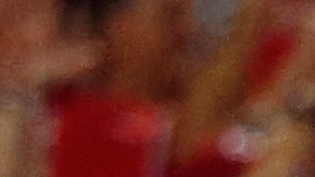 Todd Frazier, de los Rojos, reacciona con emoción en la final del Derby de Jonrones, cuando vino de atrás para ganar el gustado concurso.