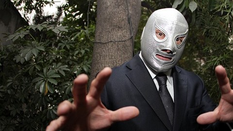 El Hijo del Santo no quiere que su sobrino utilice el nombre artístico de su famoso padre, según dice el joven.