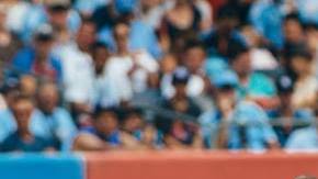 Andoni Iraola (dcha) hizo su debut con el NYCFC en el Yankee Stadium.