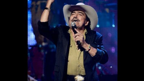 Joan Sebastian será recordado desde sus inicios hasta sus últimos días de vida en nueva serie de televisión.