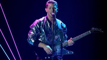 Nick Jonas en una de sus presentaciones como solista.