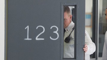 Obama pidió un sistema que rehabilite y no criminalice a personas por delitos menores.