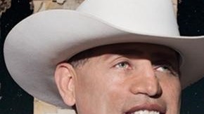 Al cantante de música de banda no le ha quedado de otra que hablar del asunto y no huir más.