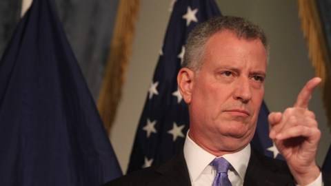 08-18-2015_06_BDB_SignBill