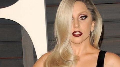 Lady Gaga conmovió a la multitud con su discurso.