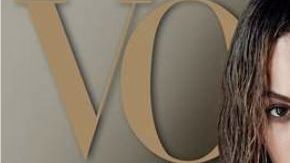 Beyoncé posó con un vestido exclusivo de Marc Jobs.