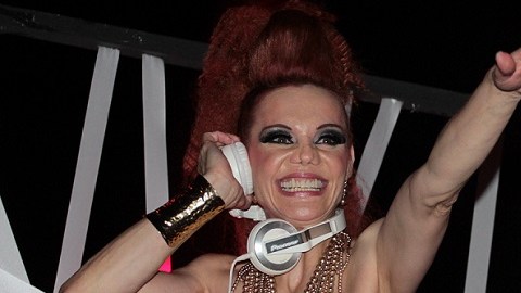 Carmen Campuzano debutó como DJ en Monterrey pero solo ante 100 personas en un antro.