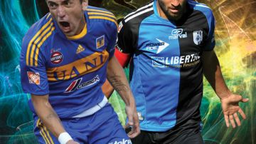 Los atacantes Héctor Mancilla (izq.) y Carlos Bueno  son las cartas de gol de Gallos Blancos y Tigres para el encuentro de hoy.