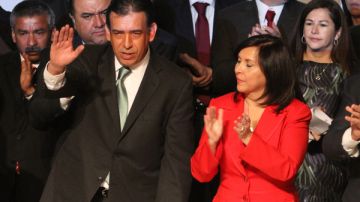 Humberto Moreira Valdés dio a conocer su renuncia a la dirigencia nacional del PRI. En el mismo acto, fue sustituido en forma interina por Cristina Díaz Salazar.
