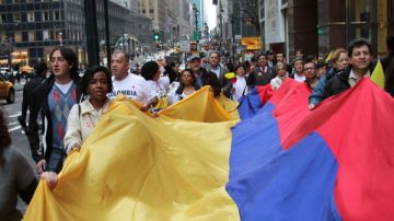 Colombianos realizaron una marcha por las calles de Manhattan.