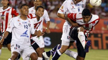 El juego de ida de la final colombiana entre Junior y Caldas terminó 3-2 con ventaja para el primero.