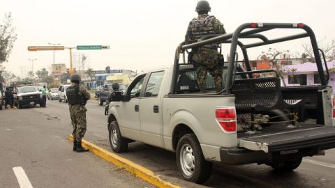 Fuerzas de la Marina Armada de México continuan con la vigilancia de carreteras y ciudades en el estado mexicano de Veracruz.