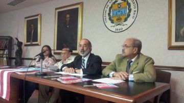 Eduardo Villanueva presidió la conferencia de prensa para exigir la liberación de Oscar López Rivera.