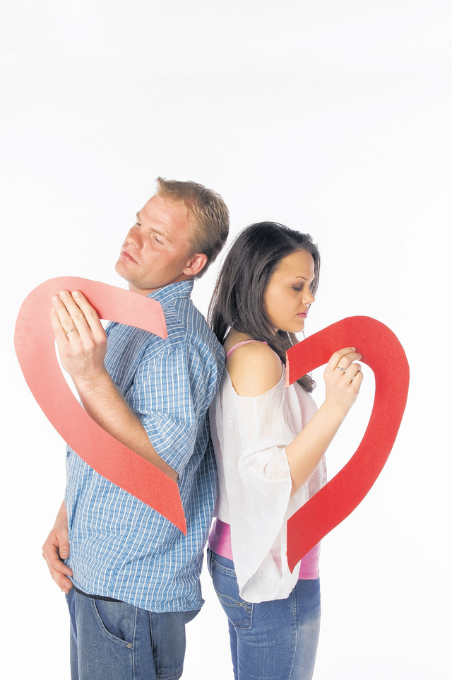 Los divorciados necesitan tiempo para sanar las heridas del corazón.