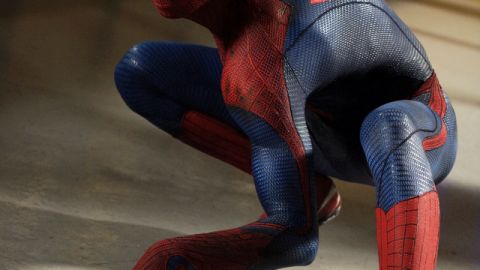 El hombra araña regresa  con la actuación de  Andrew Garfield en el papel del arácnido con super poderes.