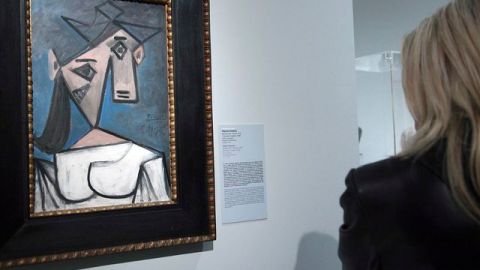 Obra del pintor malagueño Pablo Picasso "Cabeza de Mujer" (1934), en la Galería Nacional de Atenas (Grecia) robada ayer.