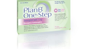 La píldora del día siguiente o 'Plan B' se vende sólo bajo receta médica en caso de mujeres menores de 17 años.