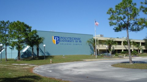 El nuevo recinto académico, al este de Orlando, cuenta con más de 40,000 pies cuadrados, con laboratorios, gimnasio y más.