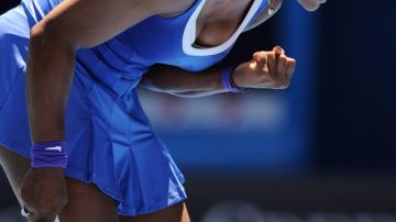 Serena Williams derrotó 6-0 y 6-4  a Barbora Zahlavova Strykova.
