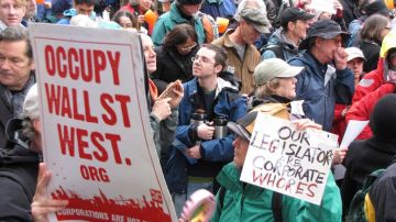 Una nueva jornada de protestas contra la avaricia financiera se llevó a cabo en San Francisco.